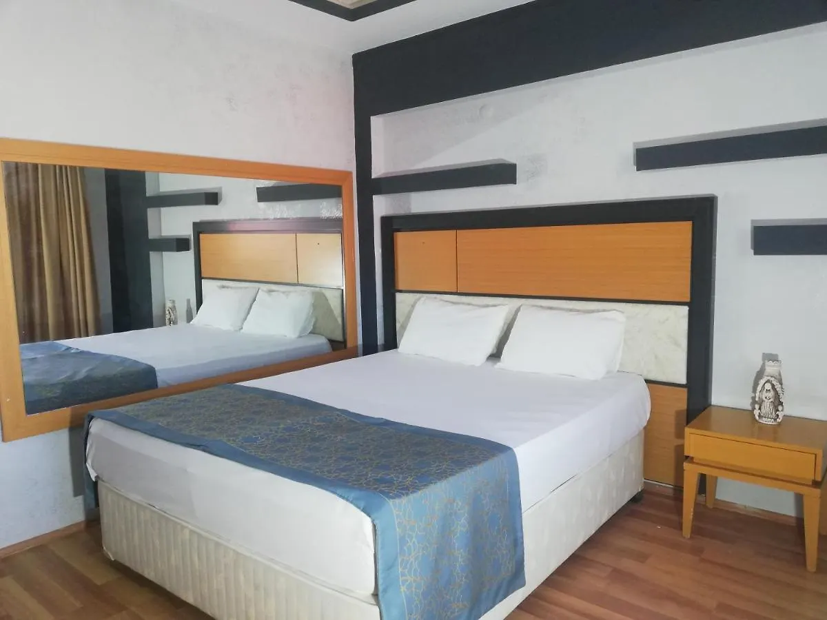 Uenaten Otel Gaziemir Turkey
