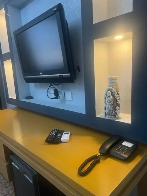 Uenaten Otel Gaziemir Turkey