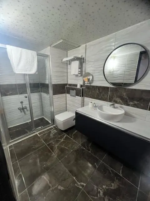 Uenaten Otel Gaziemir 4*,  Turkey